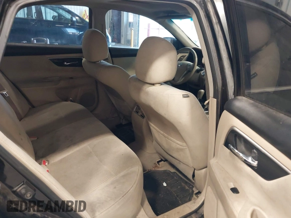2014 Nissan Altima 2.5 S with VIN 1N4AL3AP0EN239511, listed as a IAAI auction lot 42032141 with 290,618 mi miles. Bid and sale history available at carsss.com. Image 8.