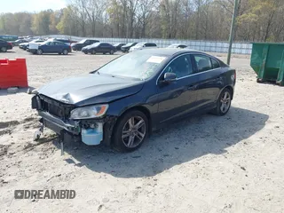 2014 Volvo S60 T5 z VIN YV1612FS1E2275524, wystawiony jako IAAI lot #41914398 z przebiegiem 122 286 mil mil oraz . Historia ofert i sprzedaży dostępna na DreamBid. Obrazek 2.