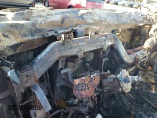 2018 Chevrolet Silverado 1500 LT with VIN 1GCUKREC2JF171317, listed as a Copart auction lot 87939215 with Not Provided miles and Salvage Title. Bid and sale history available at DreamBid. Image 9.