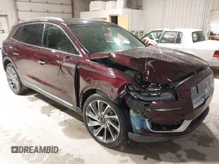 2019 Lincoln Nautilus Reserve z VIN 2LMPJ8L92KBL42653, wystawiony jako IAAI lot #41887906 z przebiegiem 52 450 mil mil oraz . Historia ofert i sprzedaży dostępna na DreamBid. Obrazek 1.