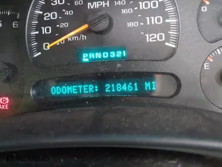 2005 Chevrolet Silverado 1500 LS with VIN 2GCEK13T551184097, listed as a IAAI auction lot 41598653 with 218,461 mi miles. Bid and sale history available at carsss.com. Image 16.