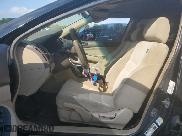 2006 Honda Accord LX с VIN 1HGCM56476A074867, выставлен на аукционе Copart как лот 63836905 с пробегом 363 392 миль миль и Списание • Salvage title. История ставок и продаж доступна на DreamBid. Изображение 7.