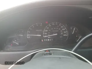 1998 Ford Explorer XL z VIN 1FMZU34E6WUA86351, wystawiony jako Copart lot #56220645 z przebiegiem 192 366 mil mil oraz Szkoda całkowita • Salvage title. Historia ofert i sprzedaży dostępna na DreamBid. Obrazek 9.