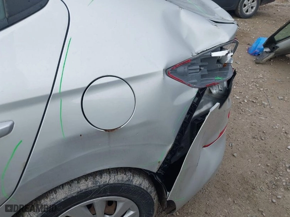 2017 Hyundai Elantra SE with VIN 5NPD74LFXHH158073, listed as a IAAI auction lot 41895953 with 88,507 mi miles. Bid and sale history available at carsss.com. Image 18.