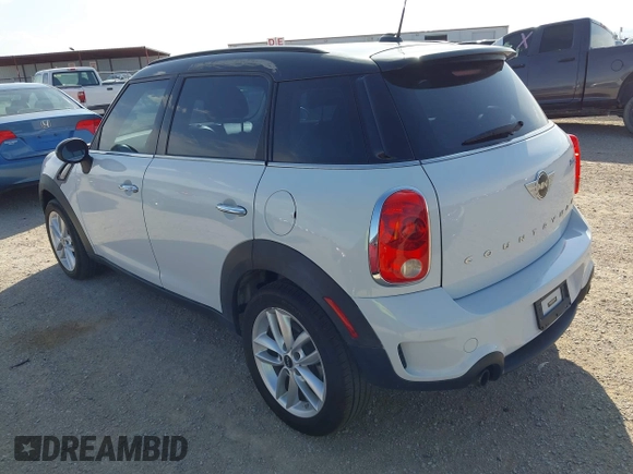 2014 MINI Countryman S z VIN WMWZC3C57EWP51864, wystawiony jako IAAI lot #42556774 z przebiegiem 73 912 mil mil oraz . Historia ofert i sprzedaży dostępna na DreamBid. Obrazek 3.
