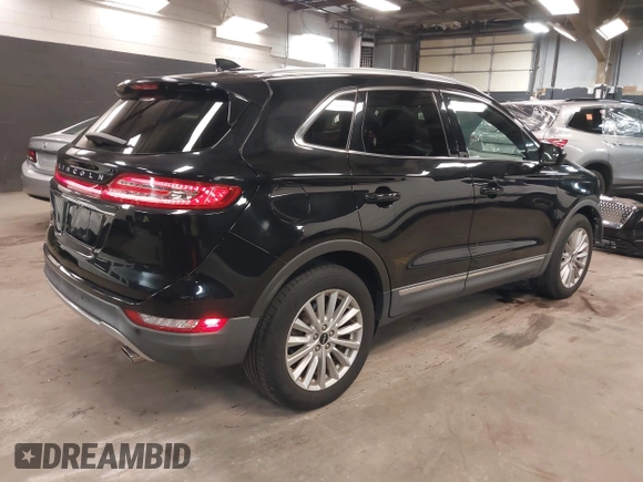 2019 Lincoln MKC Standard with VIN 5LMCJ1D95KUL17768, listed as a IAAI auction lot 42171032 with 24,578 mi miles. Bid and sale history available at carsss.com. Image 4.