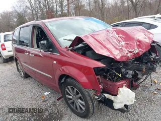 2014 Chrysler Town & Country Touring L with VIN 2C4RC1CG6ER418007, listed as a IAAI auction lot 40809401 with 127,326 mi miles and . Bid and sale history available at carsss.com. Image 1.