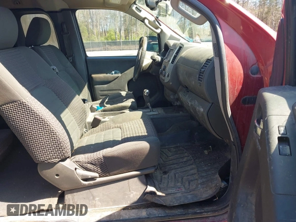 2016 Nissan Frontier SV with VIN 1N6AD0CU4GN702386, listed as a IAAI auction lot 41922321 with 271,313 mi miles and . Bid and sale history available at DreamBid. Image 5.