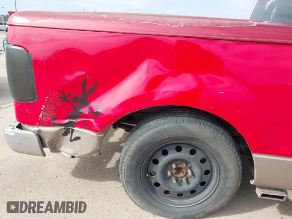 2005 Ford F-150 XLT with VIN 1FTRW12W35KE95996, listed as a IAAI auction lot 41576391 with 279,994 mi miles. Bid and sale history available at carsss.com. Image 17.