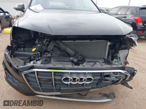2023 Audi Q7 Premium Plus with VIN WA1LXBF71PD026788, listed as a IAAI auction lot 41687983 with 20,462 mi miles. Bid and sale history available at carsss.com. Image 6.
