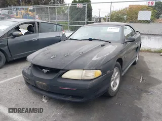 1994 Ford Mustang GT z VIN 1FALP42T0RF147393, wystawiony jako IAAI lot #42046032 z przebiegiem 184 504 mil mil oraz . Historia ofert i sprzedaży dostępna na DreamBid. Obrazek 18.