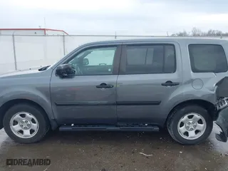 2013 Honda Pilot LX with VIN 5FNYF4H24DB062197, listed as a IAAI auction lot 41652595 with 66,169 mi miles. Bid and sale history available at carsss.com. Image 14.