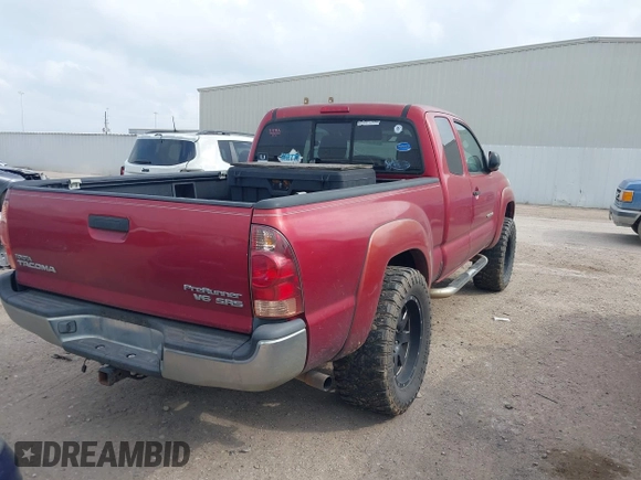 2006 Toyota Tacoma PreRunner with VIN 5TETU62N36Z314618, listed as a IAAI auction lot 41887131 with 279,002 mi miles and . Bid and sale history available at DreamBid. Image 4.