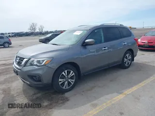 2017 Nissan Pathfinder SL with VIN 5N1DR2MM0HC639453, listed as a IAAI auction lot 41962009 with 156,776 mi miles. Bid and sale history available at carsss.com. Image 2.