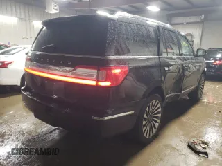 2019 Lincoln Navigator Reserve with VIN 5LMJJ2LT5KEL17211, listed as a Copart auction lot 47668475 with 102,903 mi miles and Salvage title. Bid and sale history available at DreamBid. Image 3.