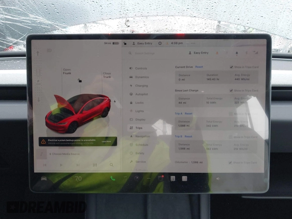 2025 Tesla Model 3 Long Range with VIN 5YJ3E1EA2SF885408, listed as a IAAI auction lot 41778498 with 1,566 mi miles and . Bid and sale history available at DreamBid. Image 18.