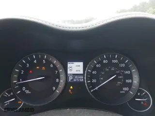 2013 Infiniti M37 with VIN JN1BY1APXDM510005, listed as a IAAI auction lot 39493110 with 202,486 mi miles. Bid and sale history available at carsss.com. Image 7.