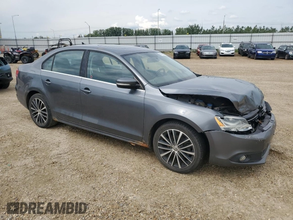 2013 Volkswagen Jetta SEL с VIN 3VWLX7AJ9DM445880, выставлен на аукционе Copart как лот 62059235 с пробегом 231 887 миль миль и Списание • Salvage title. История ставок и продаж доступна на DreamBid. Изображение 4.