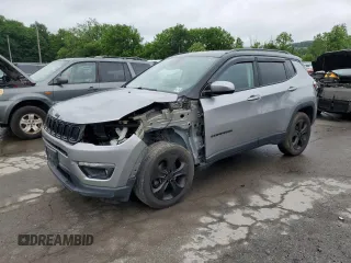 2019 Jeep Compass Latitude z VIN 3C4NJDBB1KT838987, wystawiony jako Copart lot #60961525 z przebiegiem 141 116 mil mil oraz Szkoda całkowita • Salvage title. Historia ofert i sprzedaży dostępna na DreamBid. Obrazek 1.