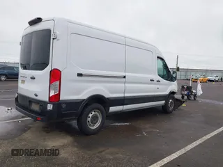 2019 Ford Transit с VIN 1FTYR2CM1KKB53920, выставлен на аукционе IAAI как лот 41603444 с пробегом Не указан миль и . История ставок и продаж доступна на DreamBid. Изображение 4.