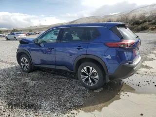 2021 Nissan Rogue SV z VIN 5N1AT3BB3MC829740, wystawiony jako Copart lot #51128825 z przebiegiem 28 277 mil mil oraz Szkoda całkowita • Salvage title. Historia ofert i sprzedaży dostępna na DreamBid. Obrazek 2.