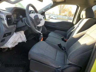 2022 Ford F-150 XL z VIN 1FTMF1CB5NKE01462, wystawiony jako Copart lot #81426464 z przebiegiem 30 971 mil mil oraz Szkoda całkowita • Salvage title. Historia ofert i sprzedaży dostępna na DreamBid. Obrazek 7.
