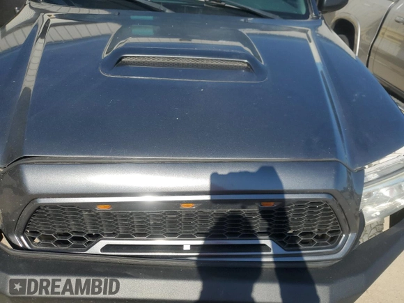 2014 Toyota Tacoma PreRunner with VIN 3TMJU4GN5EM158226, listed as a Copart auction lot 48580455 with Not Provided miles and Salvage Title. Bid and sale history available at DreamBid. Image 11.