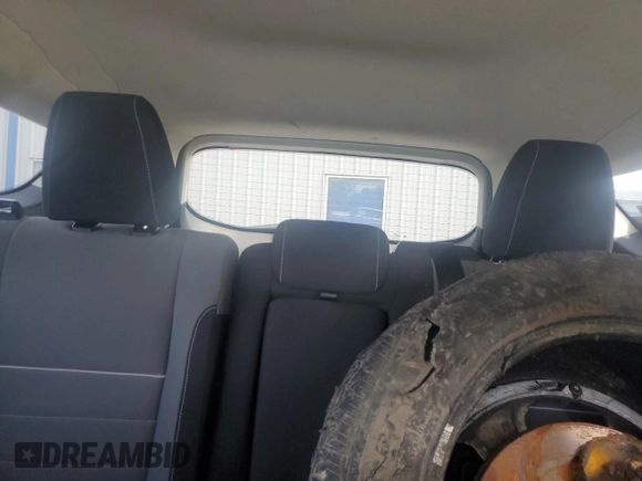2013 Ford Escape SE с VIN 1FMCU9GX4DUA82835, выставлен на аукционе Copart как лот 58487185 с пробегом Не указан миль и Списание • Salvage title. История ставок и продаж доступна на DreamBid. Изображение 10.