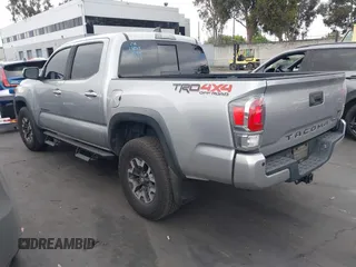 2020 Toyota Tacoma SR5 z VIN 3TMCZ5AN6LM288974, wystawiony jako IAAI lot #42185181 z przebiegiem 94 759 mil mil oraz . Historia ofert i sprzedaży dostępna na DreamBid. Obrazek 3.