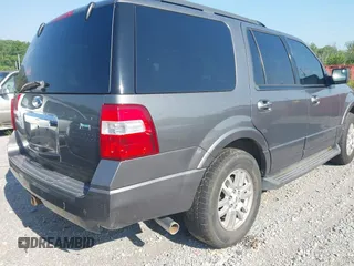 2014 Ford Expedition XLT with VIN 1FMJU1H53EEF00951, listed as a IAAI auction lot 42559040 with 225,162 mi miles and . Bid and sale history available at DreamBid. Image 4.