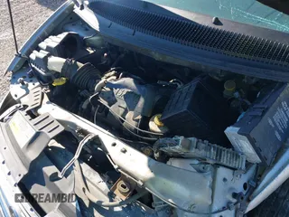 2001 Chrysler Town & Country with VIN 2C8GP44301R304800, listed as a IAAI auction lot 41433836 with Not Provided miles and . Bid and sale history available at DreamBid. Image 10.
