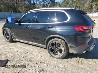 2019 BMW X5 xDrive40i with VIN 5UXCR6C51KLL33952, listed as a Copart auction lot 44620695 with 0 mi miles and Salvage Title. Bid and sale history available at carsss.com. Image 2.
