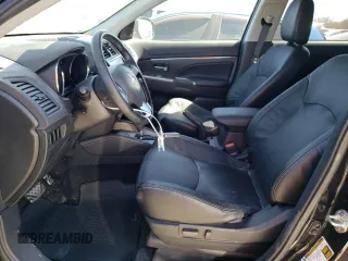 2018 Mitsubishi Outlander SEL z VIN JA4AP4AW1JZ005810, wystawiony jako Copart lot #47548005 z przebiegiem 70 165 mil mil oraz Szkoda całkowita • Salvage title. Historia ofert i sprzedaży dostępna na DreamBid. Obrazek 7.