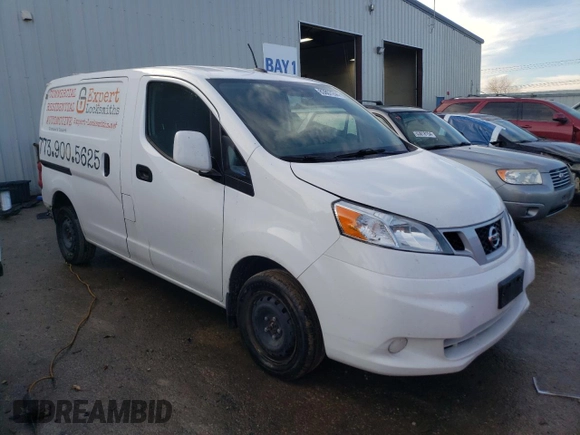 2021 Nissan NV200 SV z VIN 3N6CM0KN0MK691262, wystawiony jako Copart lot #83807244 z przebiegiem Nie podano mil oraz Szkoda całkowita • Salvage title. Historia ofert i sprzedaży dostępna na DreamBid. Obrazek 4.