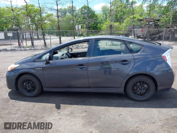 2013 Toyota Prius One with VIN JTDKN3DU2D1695784, listed as a IAAI auction lot 42212612 with 138,993 mi miles and . Bid and sale history available at DreamBid. Image 13.