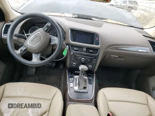 2014 Audi Q5 Premium z VIN WA1CFAFP3EA114642, wystawiony jako Copart lot #51740265 z przebiegiem 129 196 mil mil oraz Szkoda całkowita • Salvage title. Historia ofert i sprzedaży dostępna na DreamBid. Obrazek 8.