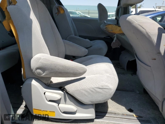 2012 Toyota Sienna with VIN 5TDZK3DC5CS200137, listed as a Copart auction lot 59992945 with 90,183 mi miles and Salvage title. Bid and sale history available at DreamBid. Image 11.