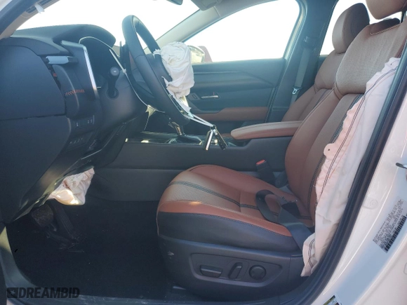 2024 Mazda CX-50 2.5 Turbo with VIN 7MMVABXY4RN217982, listed as a Copart auction lot 44950535 with 3,126 mi miles and Salvage Title. Bid and sale history available at carsss.com. Image 7.