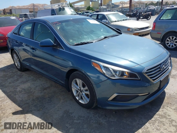 2016 Hyundai Sonata SE z VIN 5NPE24AF2GH290815, wystawiony jako IAAI lot #42314347 z przebiegiem 126 116 mil mil oraz . Historia ofert i sprzedaży dostępna na DreamBid. Obrazek 1.