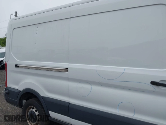 2018 Ford Transit with VIN 1FTBW2CM6JKA88298, listed as a IAAI auction lot 42112029 with 119,425 mi miles and . Bid and sale history available at DreamBid. Image 6.