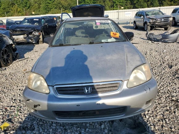 1999 Honda Civic LX with VIN 2HGEJ6672XH582409, listed as a Copart auction lot 44055475 with 0 mi miles and Salvage Title. Bid and sale history available at carsss.com. Image 5.