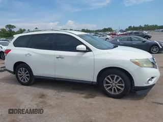 2016 Nissan Pathfinder S with VIN 5N1AR2MN1GC631131, listed as a IAAI auction lot 42377587 with 158,663 mi miles and . Bid and sale history available at DreamBid. Image 13.