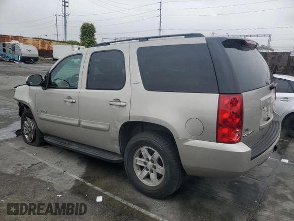 2007 GMC Yukon SLT with VIN 1GKFK13037R405852, listed as a Copart auction lot 51308065 with 282,547 mi miles and Salvage Title. Bid and sale history available at carsss.com. Image 2.