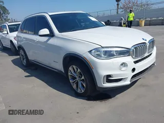 2014 BMW X5 xDrive35d z VIN 5UXKS4C50E0J94357, wystawiony jako IAAI lot #42169928 z przebiegiem 151 984 mil mil oraz . Historia ofert i sprzedaży dostępna na DreamBid. Obrazek 1.