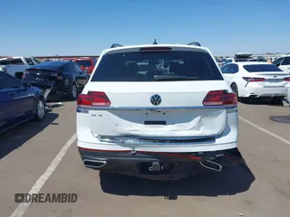 2023 Volkswagen Atlas SE с VIN 1V2JR2CA8PC548121, выставлен на аукционе IAAI как лот 42129010 с пробегом 42 621 миль миль и . История ставок и продаж доступна на DreamBid. Изображение 16.