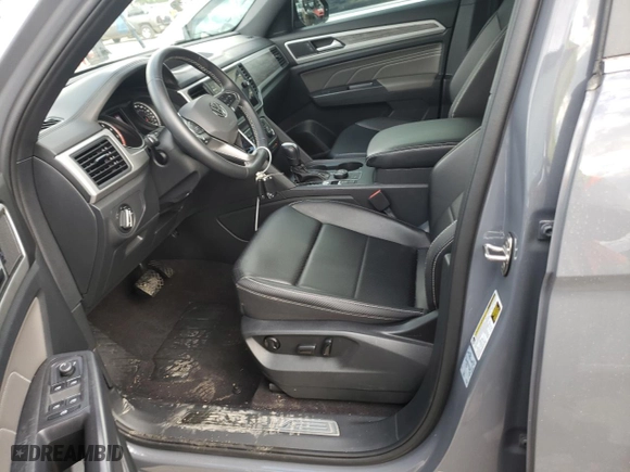2021 Volkswagen Atlas Cross Sport 2.0T SE w/Technology with VIN 1V2KC2CA8MC224815, listed as a Copart auction lot 65368004 with 37,362 mi miles and Salvage Title. Bid and sale history available at carsss.com. Image 7.