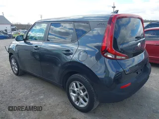 2021 Kia Soul S with VIN KNDJ23AUXM7779549, listed as a IAAI auction lot 41899504 with 65,884 mi miles and . Bid and sale history available at DreamBid. Image 3.