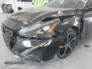 2024 Nissan Altima SR z VIN 1N4BL4CV3RN311894, wystawiony jako IAAI lot #42127560 z przebiegiem 32 703 mil mil oraz . Historia ofert i sprzedaży dostępna na DreamBid. Obrazek 6.