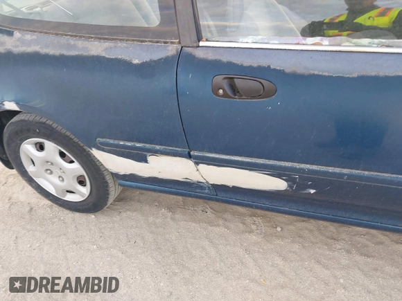 1995 Honda Civic z VIN 2HGEH2463SH500372, wystawiony jako IAAI lot #41785384 z przebiegiem 227 888 mil mil oraz . Historia ofert i sprzedaży dostępna na DreamBid. Obrazek 6.