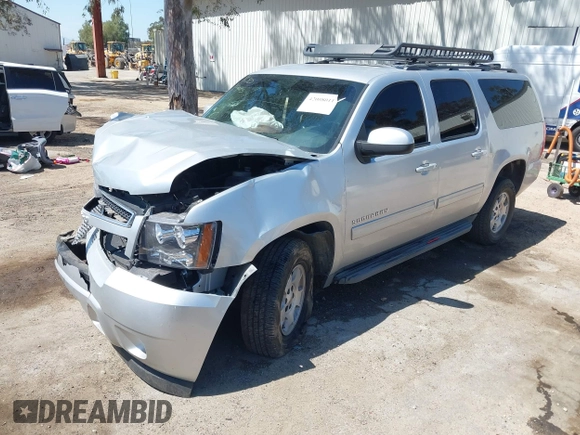 2013 Chevrolet Suburban LT with VIN 1GNSCJE06DR138925, listed as a IAAI auction lot 42008011 with 236,244 mi miles. Bid and sale history available at carsss.com. Image 22.